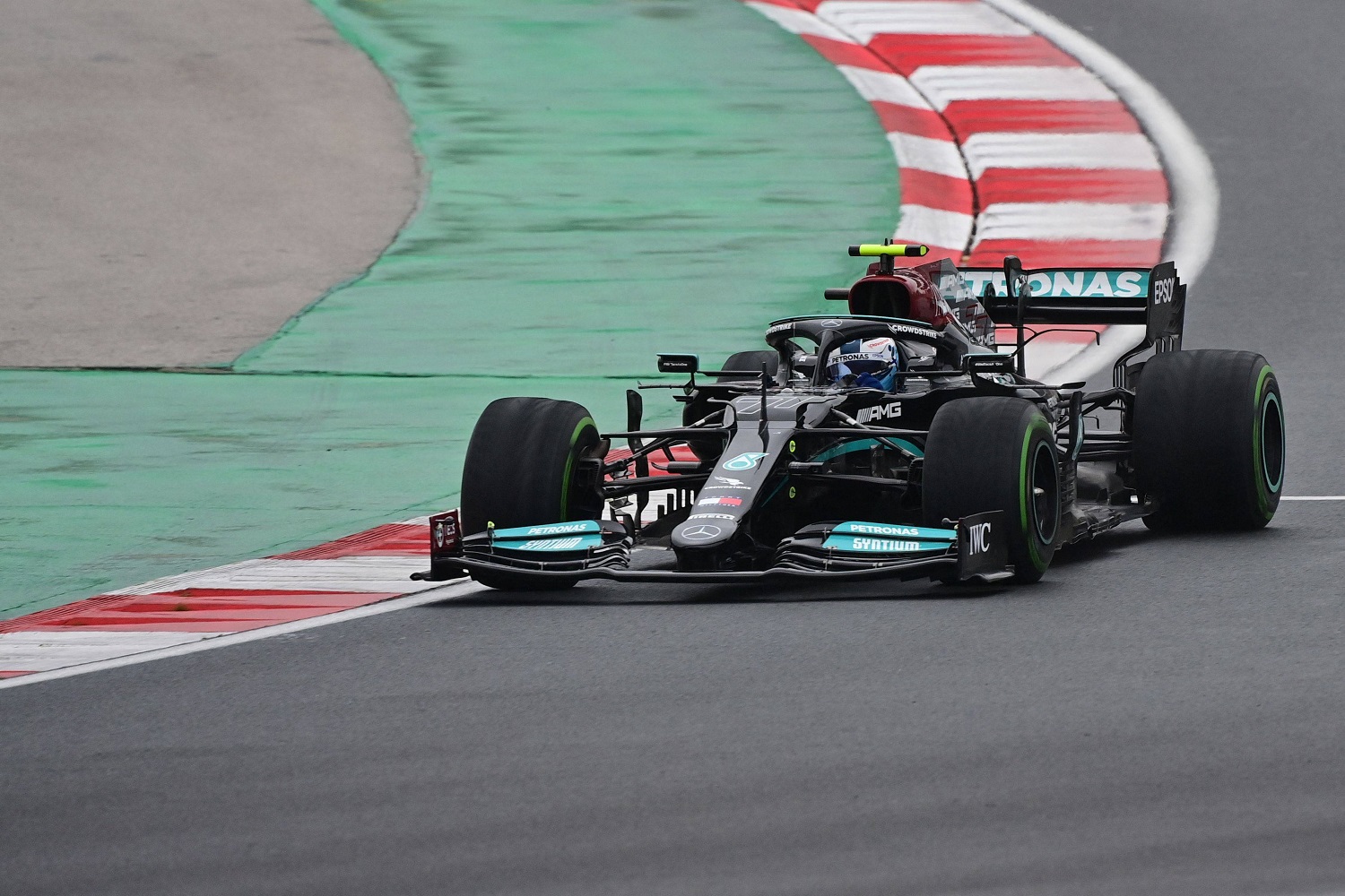 f1土耳其站博塔斯登顶