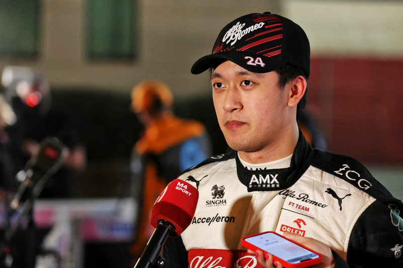 乔治谈球队形势前行路上锁定季后赛 方向正确未来可期 乔治谈球队形势前行路上锁定季后赛 方向正确未来可期