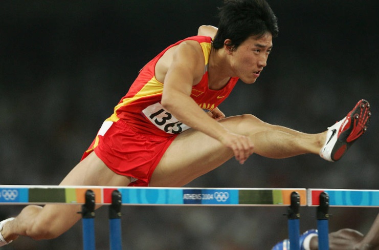 中超握手礼将调整 球迷关注新进展 中超握手礼将调整 球迷关注新进展