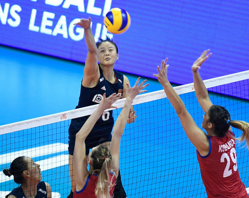 勇士对决牛仔 赛场风云激荡