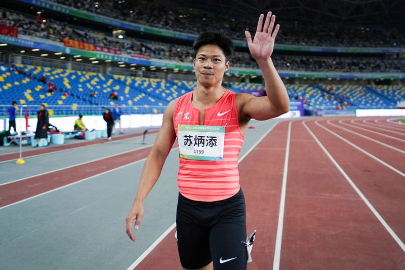 中国女排战胜巴西