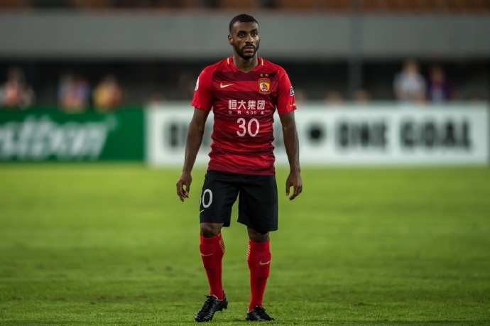 利拉德调侃努尔基奇我想看看你的正负值