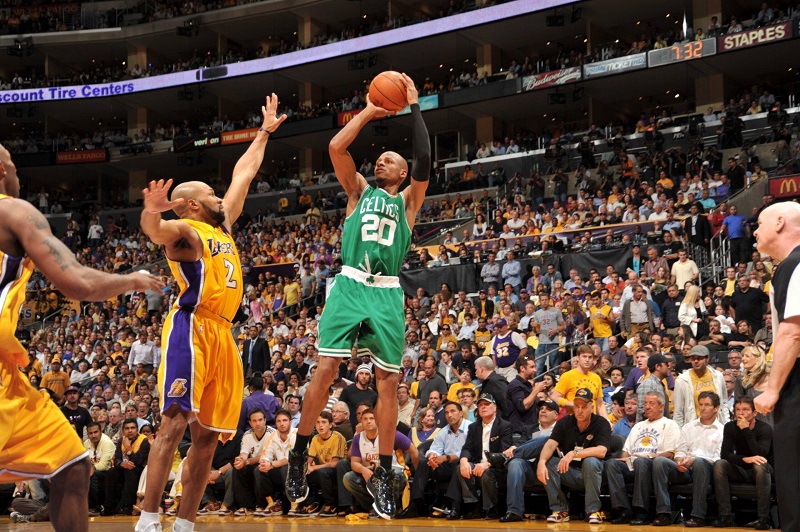 快船首轮抢人了 快船首轮抢人了