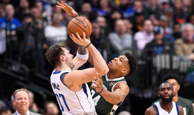 兰多夫退役真相介绍，球迷最关心的问题有哪些