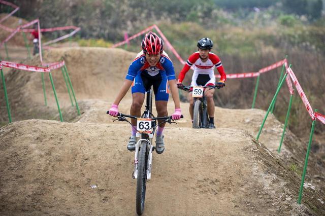 巴塞罗那足球俱乐部主场 巴塞罗那足球俱乐部主场