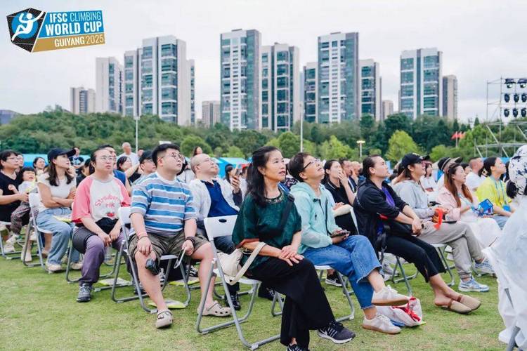 热火续约韦德底薪签约一年 合同金额达240万美元