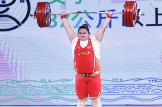 恩比德声援唐斯 恩比德声援唐斯