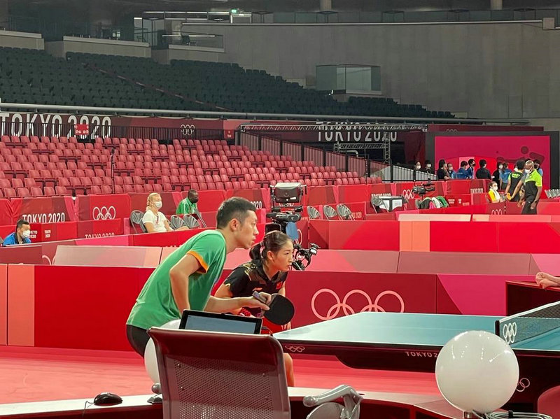 步行者遭遇独行侠挑战 天才对决展现团队风采 步行者遭遇独行侠挑战 天才对决展现团队风采