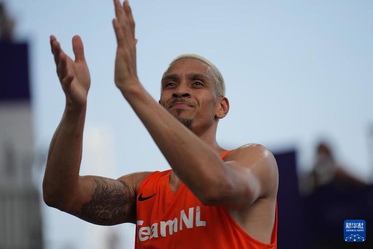 2025年10月21日快船vs湖人直播 2025年10月21日快船vs湖人直播