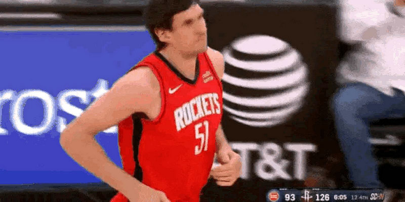 公牛请求联盟将阿西克的合同从球队工资帽中去除