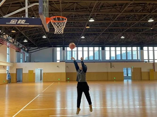 半空中的三分球 半空中的三分球txt 半空中的三分球 半空中的三分球txt