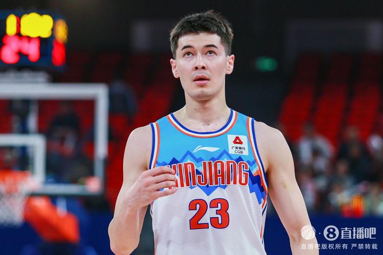 厄文哈登是大众的MVP LBJ太出色他是真正的MVP 厄文哈登是大众的MVP LBJ太出色他是真正的MVP