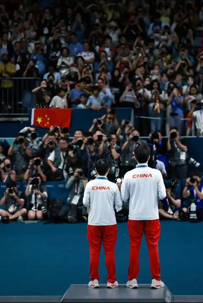 湖人vs活塞冲突回放_湖人与活塞比赛录像