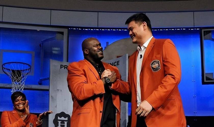 新手学游泳买什么样的泳衣 新手学游泳买什么样的泳衣