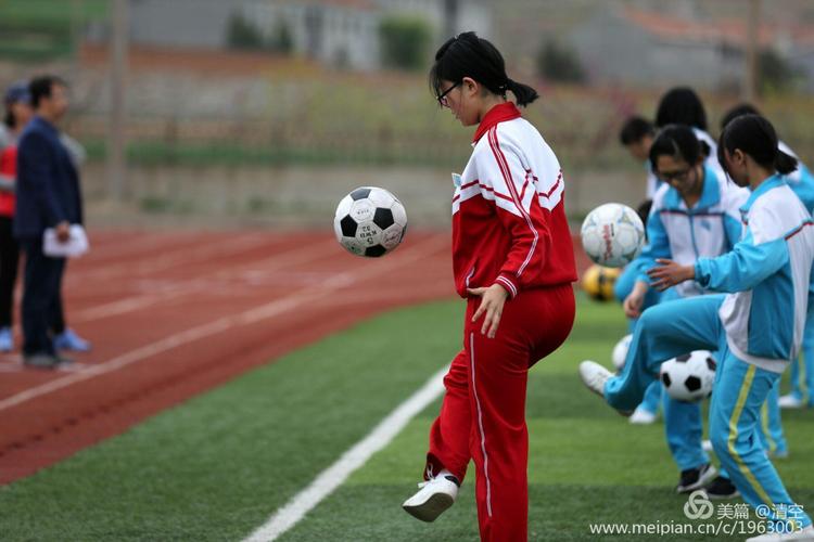 荷甲联赛***积分榜状况如何 荷甲联赛***积分榜状况如何