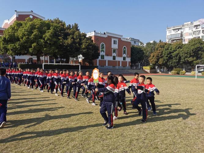 丁宁与刘诗雯的乒乓风采 如何展现独特魅力 丁宁与刘诗雯的乒乓风采 如何展现独特魅力