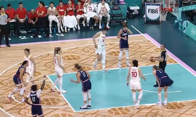 奎克利巴恩斯穆雷猛龙胜老鹰精彩表现 数据亮点一览 奎克利巴恩斯穆雷猛龙胜老鹰精彩表现 数据亮点一览