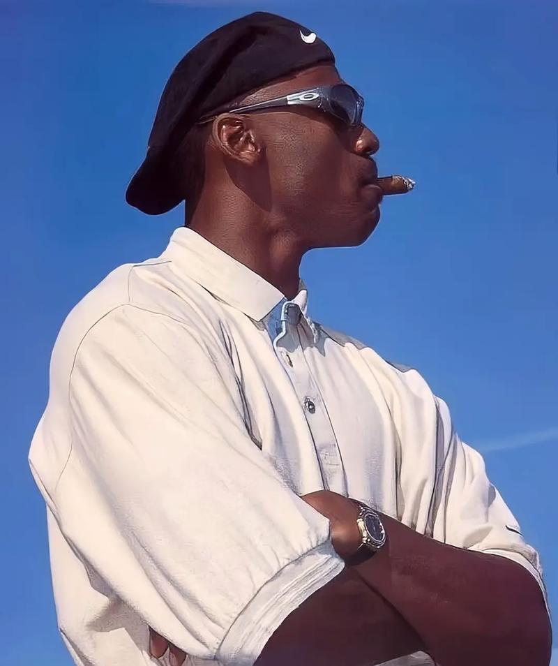 客场先下一城太阳半决赛10山猫 托马斯准三双马布雷6记三分 客场先下一城太阳半决赛10山猫 托马斯准三双马布雷6记三分