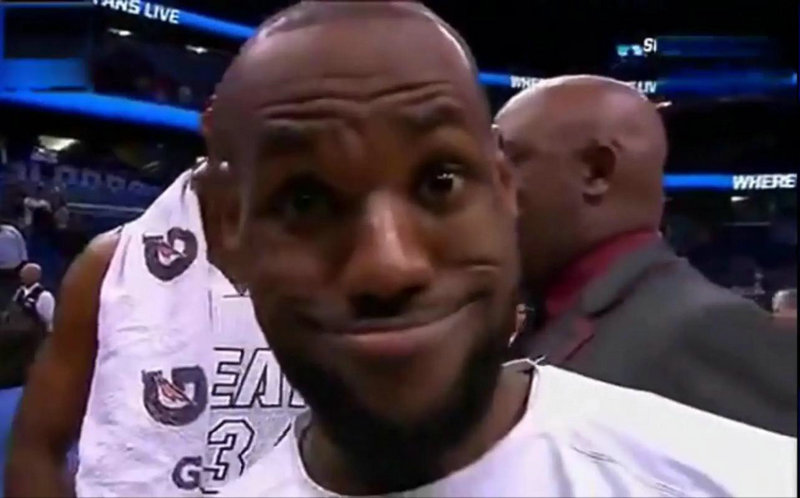 打伞手势 范博梅尔 打伞手势 范博梅尔