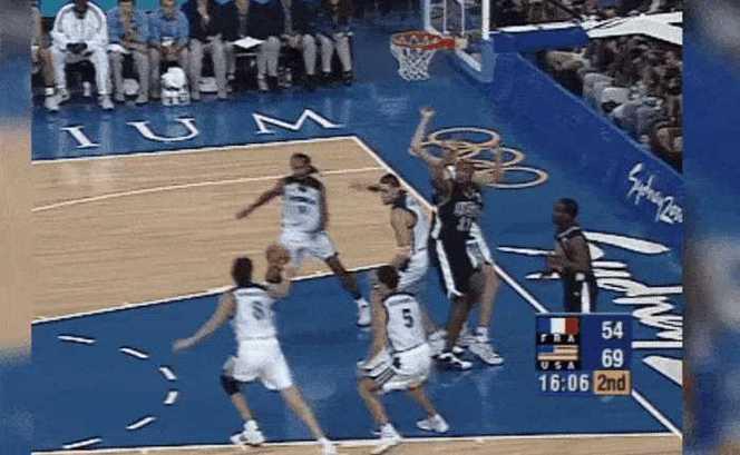 帕金斯谈厄文观点引争议 兄弟们需谨慎听信 帕金斯谈厄文观点引争议 兄弟们需谨慎听信