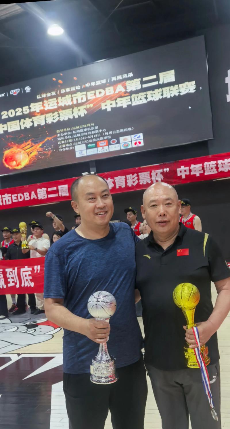 西班牙与捷克谁能胜出 赛场对决精彩瞬间 西班牙与捷克谁能胜出 赛场对决精彩瞬间