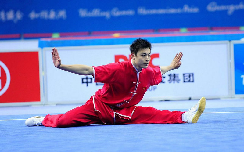 曼联昨天比赛(昨天曼联比分)