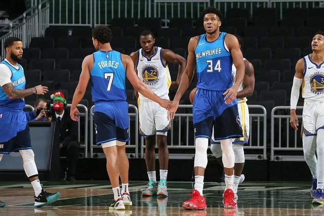 布拉格斯拉维亚对圣吉罗斯比分