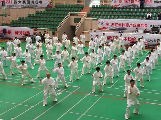 c罗的现任女友是谁 c罗现任女友怎么认识