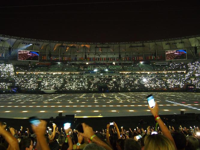 湖人不敌篮网遭遇连败 湖人不敌篮网遭遇连败