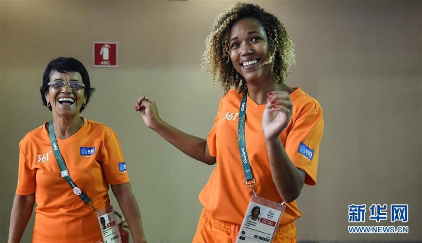 小加与亲兄并肩作战期盼胜利 大加夺冠共鸣感同身受