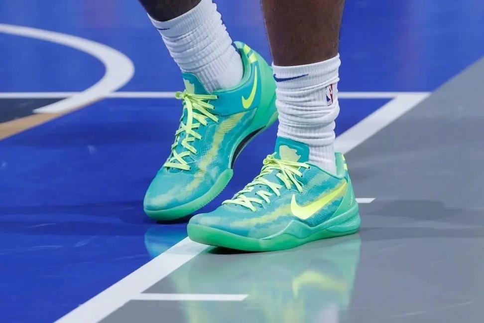 灰熊对决国王对决现场直击 灰熊展现强悍实力