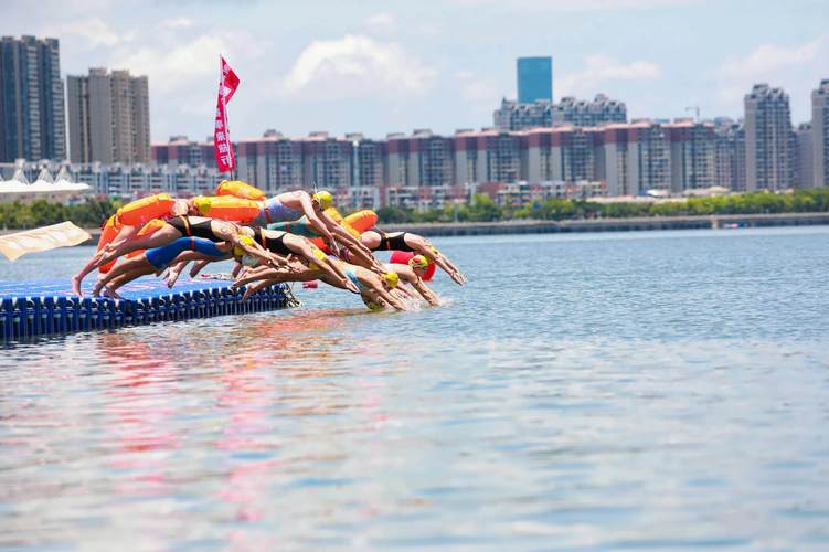 甜瓜重燃斗志 赛场再展雄风 CJ透露利好消息 甜瓜重燃斗志 赛场再展雄风 CJ透露利好消息