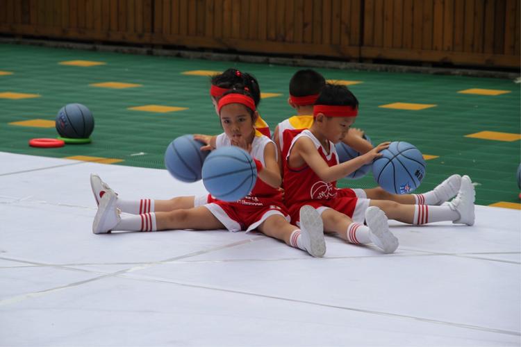 梅西和曼城达成协议