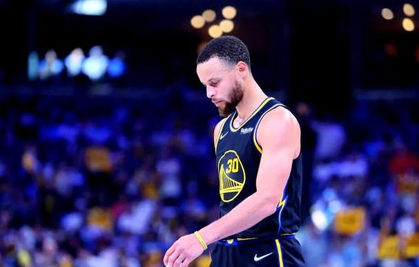 海沃德妻子发图片引球迷猜测 悍将有意赴波士顿 海沃德妻子发图片引球迷猜测 悍将有意赴波士顿