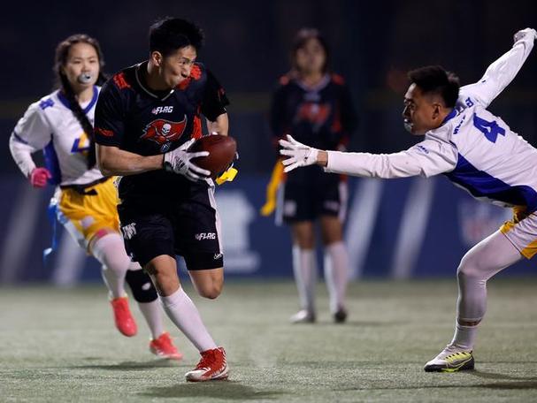 马龙奥恰洛夫 马龙奥恰洛夫