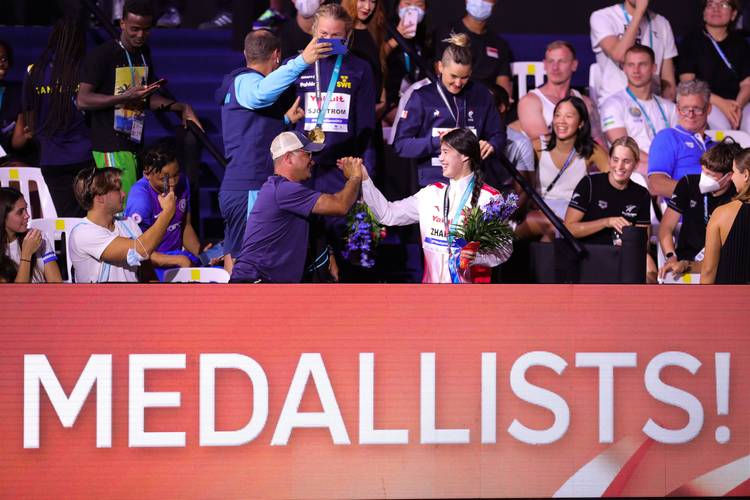 英伦冰岛之旅 如何体验非凡的英格兰冰岛风情