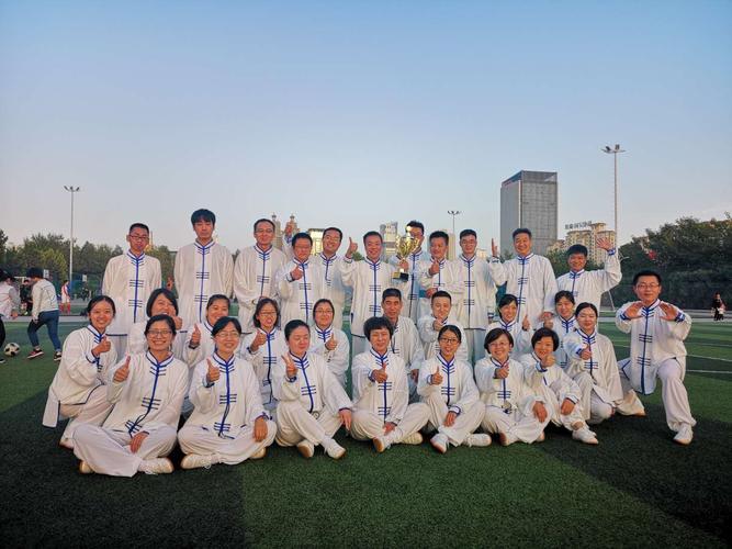 雷霆亚历山大强势拿下森林狼 唐斯和卢比奥两双闪耀之夜 雷霆亚历山大强势拿下森林狼 唐斯和卢比奥两双闪耀之夜