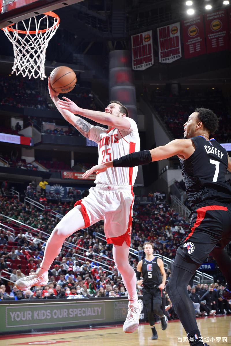 库兹马因NBA裁判官推评论获警告细节与争议