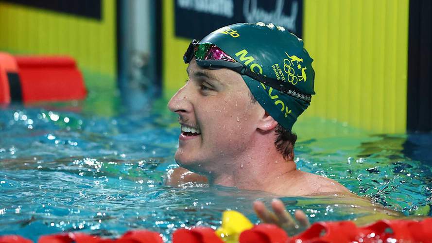 斯波和马刺展现超强实力 精准把握时机展现风采 斯波和马刺展现超强实力 精准把握时机展现风采