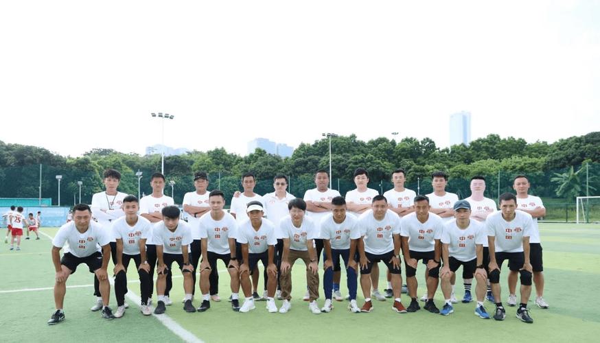 杜伦和伯克斯强势表现 活塞胜黄蜂得分盛宴与篮板争夺战 杜伦和伯克斯强势表现 活塞胜黄蜂得分盛宴与篮板争夺战