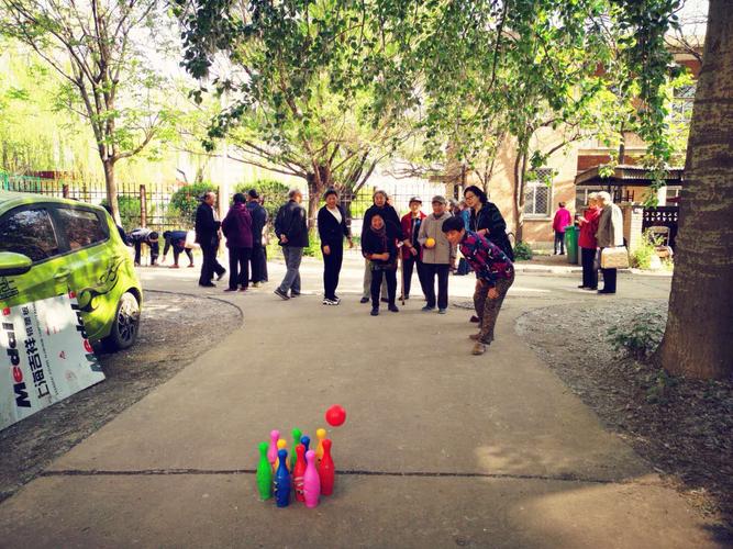 羽毛球场地尺寸多少 羽毛球场地尺寸多少