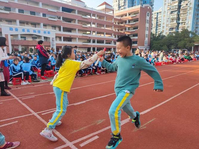 乐福遭遇左手非移位骨折 骑士球员伤讯关注持续升温 乐福遭遇左手非移位骨折 骑士球员伤讯关注持续升温