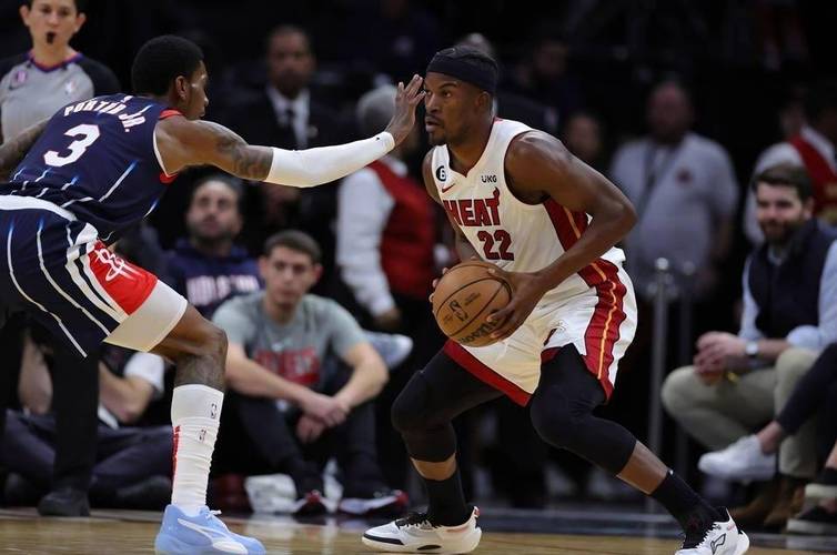 尴尬科沃尔来后骑士1胜3负 卢我们仍是冠 尴尬科沃尔来后骑士1胜3负 卢我们仍是冠