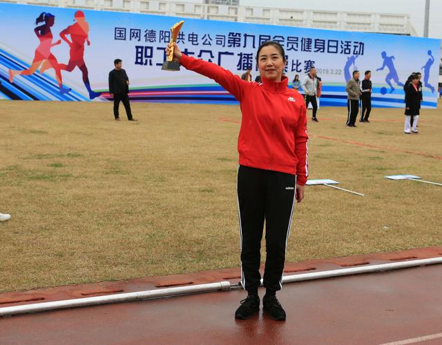 避风塘炒蟹的由来 避风塘炒蟹的由来简介