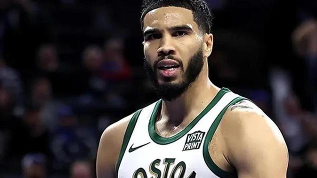 拉文本赛季每场得分都不低于20 全联盟唯一 拉文本赛季每场得分都不低于20 全联盟唯一