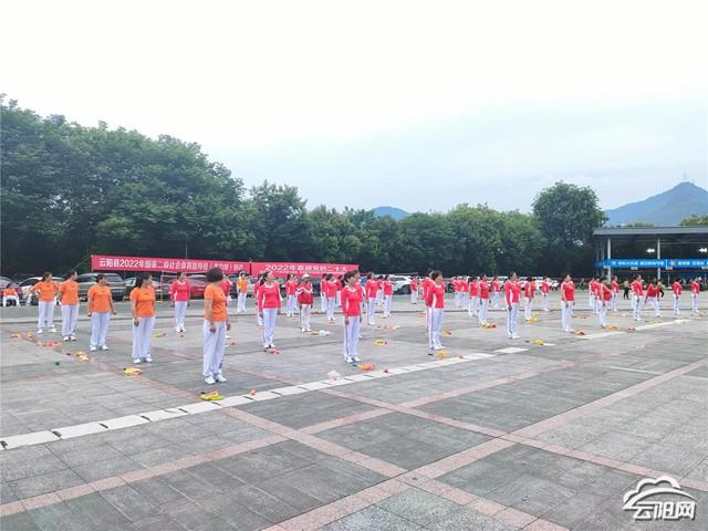 c罗在中国退赛后可能没办法 c罗在中国退赛后可能没办法