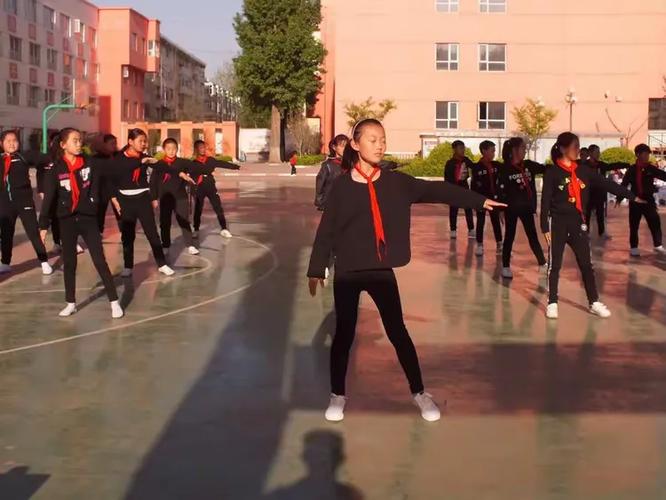 骑士新动态签约自由球员大卫·努瓦巴正式加盟