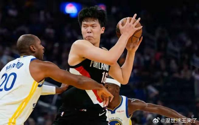 河南建业足球俱乐部主教练