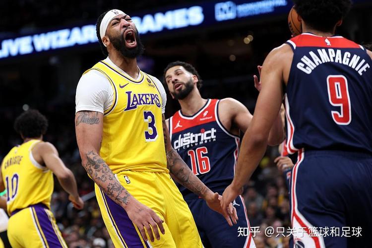 云卷云舒风轻日步行胜绿衫雷霆续胜猛龙对决精彩瞬间