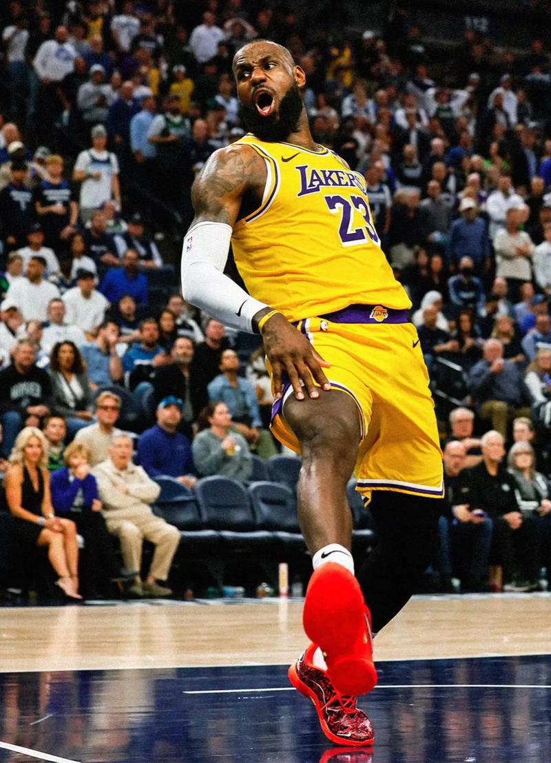 马刺雷霆联手轰下301分 06年以来单场最高总得分